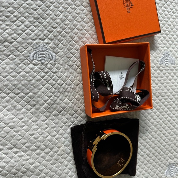 Hermes Clic Clac H bracelet in Orange Fruité, size PM - Picture 7 of 7